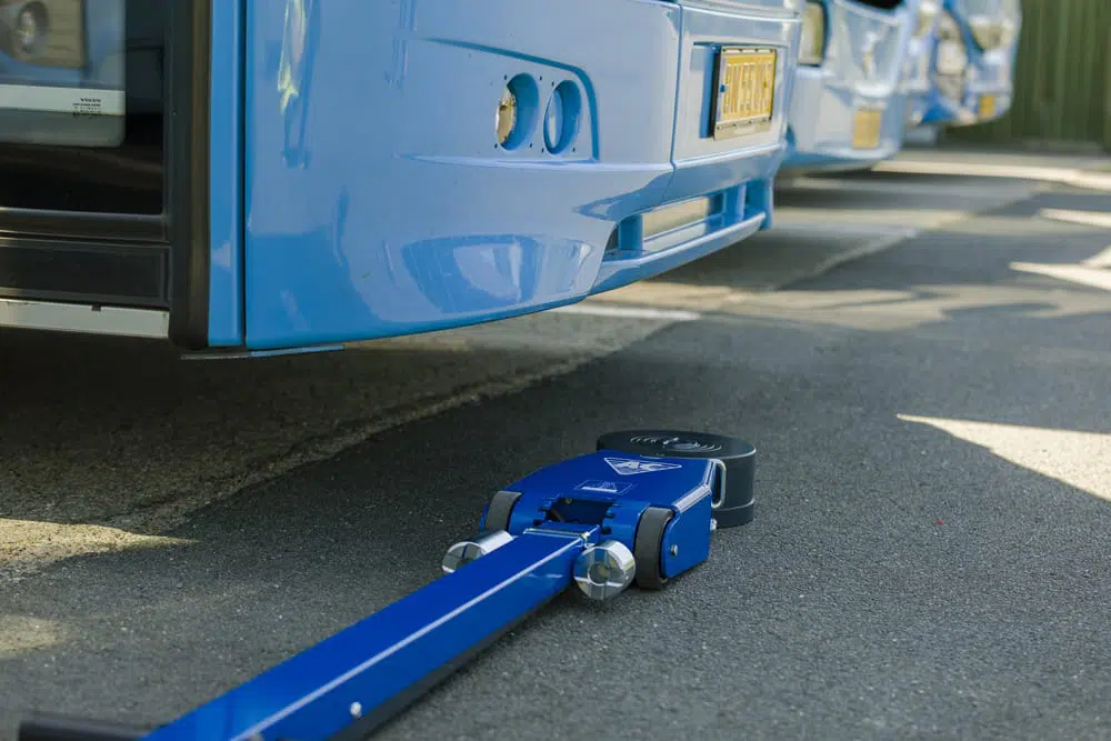 AC-40-4 extra lágur strætótjakkur 10-40t - Image 5