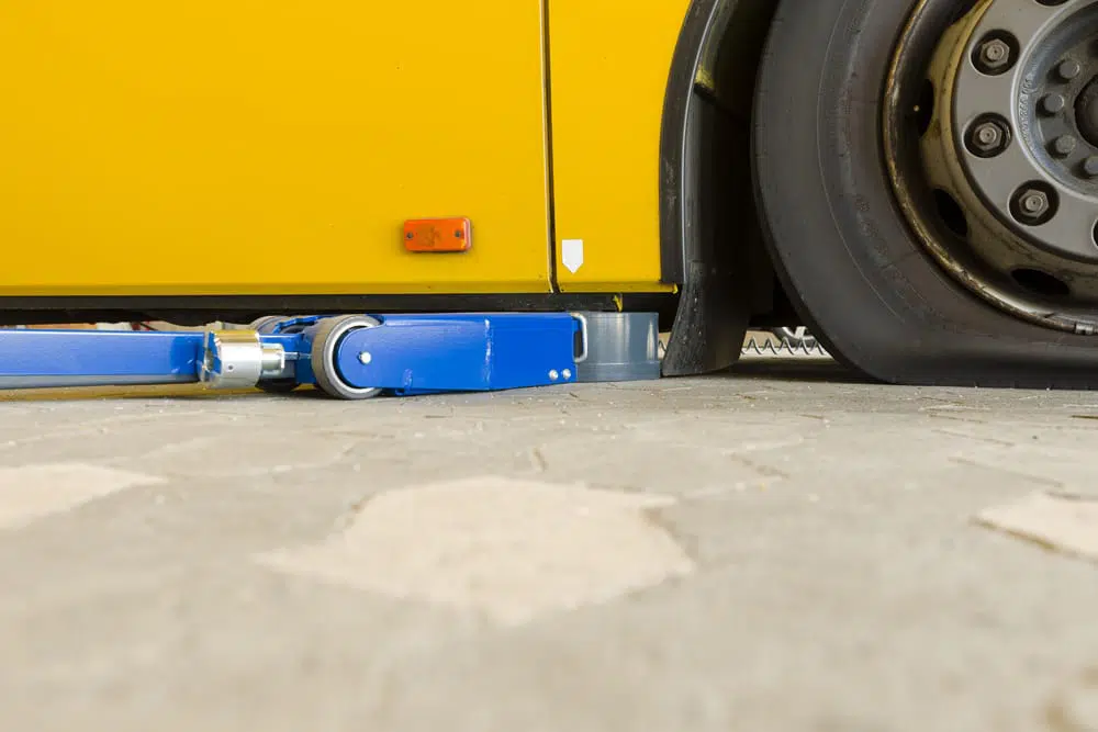 AC-40-4 extra lágur strætótjakkur 10-40t - Image 3