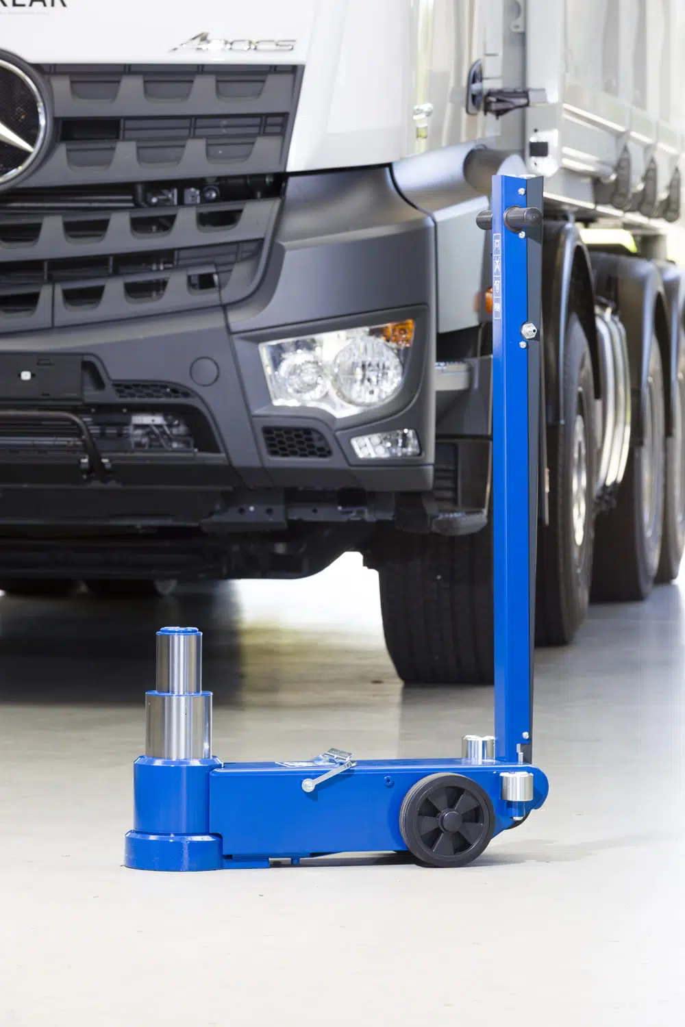 AC-50-2 lofttjakkur 25/50t - Image 3