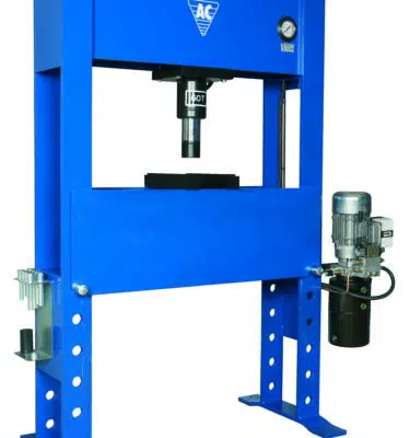 AC-P40EH1 - 40t legupressa ( rafdrifin )