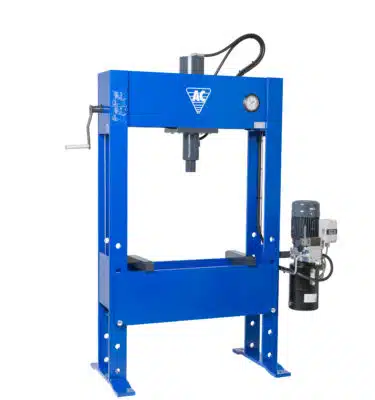 AC-P60EH1 - 60t legupressa ( rafdrifin )