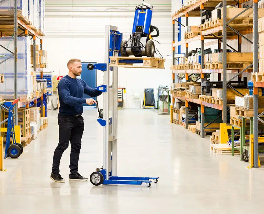 Mini staflari / stokkalyfta - 180kg/2500mm (handsnúinn) - Image 3