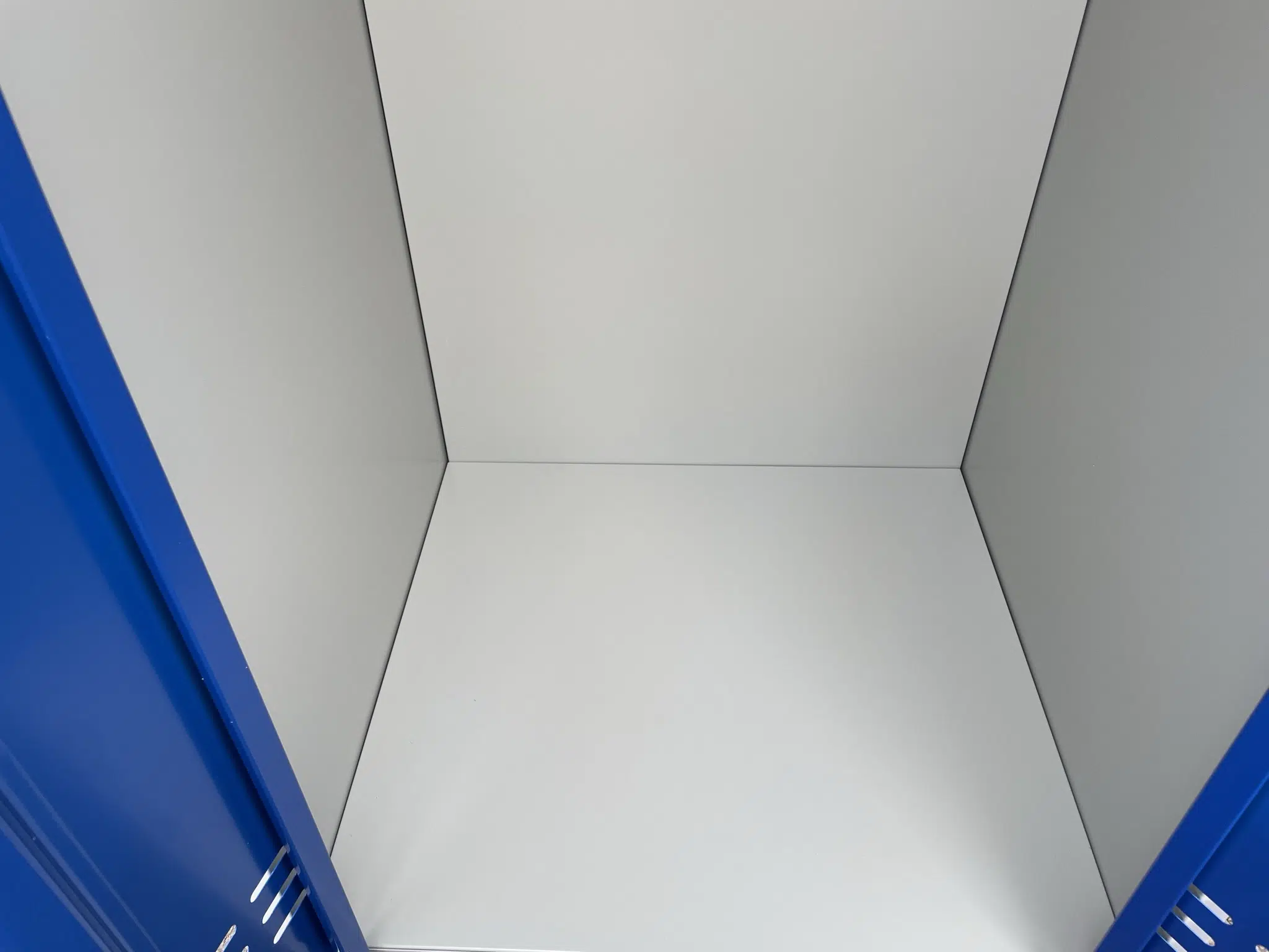 Starfsmannaskápur breiður - Image 12